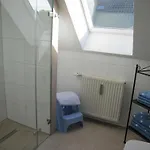 Se-lf Apartment *