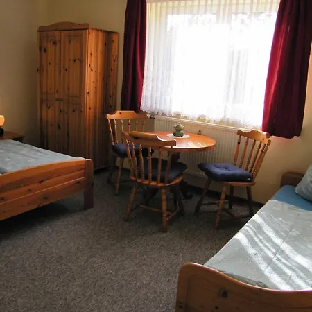 Se-lf Apartment *